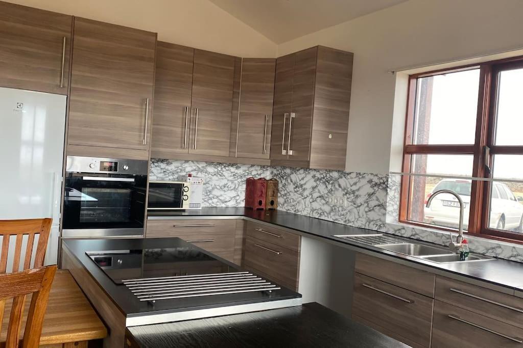 Eaglerock Guesthouse And Tours Kirkjubaejarklaustur Ngoại thất bức ảnh